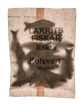 Kolsvart salta Lakritsfiskar RÖKT, 25 x 120g